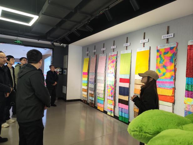 [校企合作]电信学院与西安标准工业有限公司开展校企合作座谈会-安康学院电子与信息工程学院（人工智能学院）
